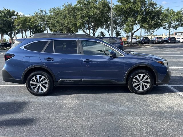 Used 2021 Subaru Outback Premium w/ Popular Package #1 AWD/4WD image 3