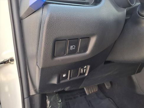 Used 2021 Toyota C-HR image 11