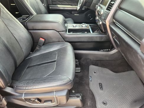 Used 2019 Ford Expedition Max Platinum AWD/4WD image 15
