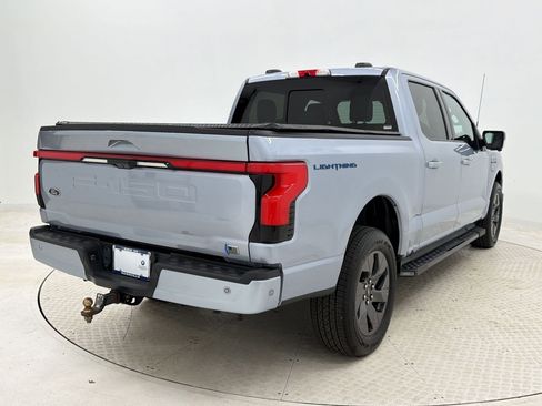 Used 2022 Ford F150 Lightning Lariat w/ Equipment Group 511A High image 9