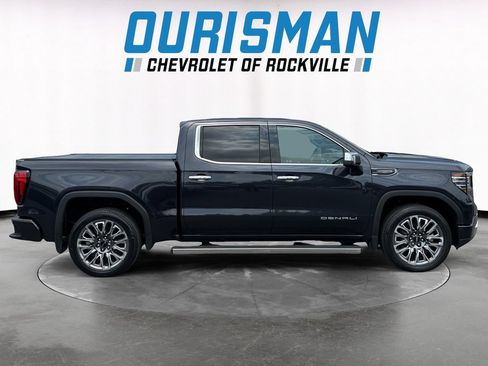Used 2023 GMC Sierra 1500 Denali Ultimate AWD/4WD image 7