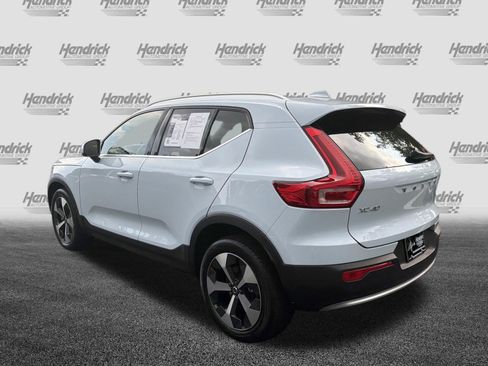 Certified 2024 Volvo XC40 B5 Core w/ Protection Package Premier AWD/4WD image 8