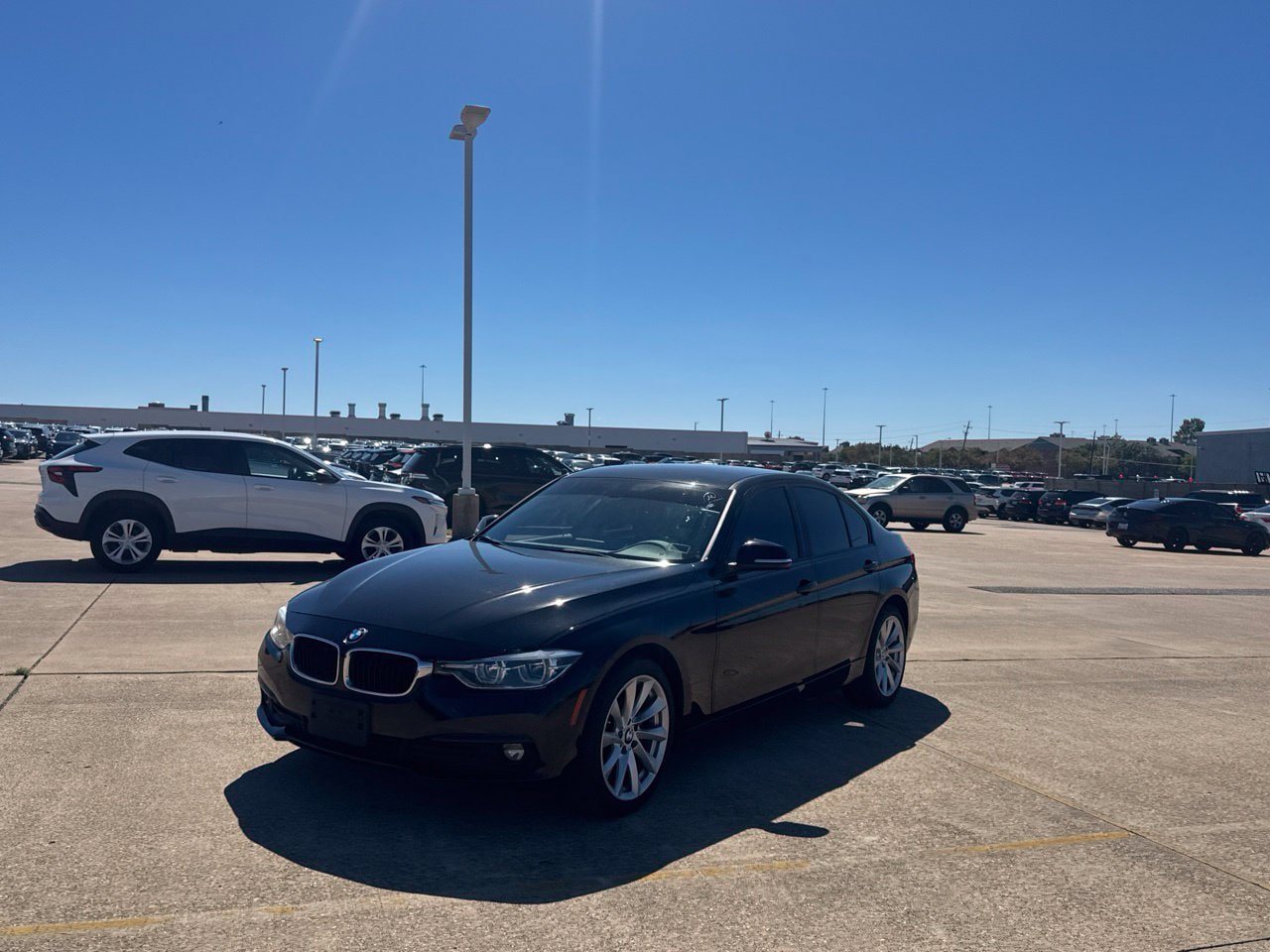 Used 2018 BMW 320i xDrive Sedan AWD/4WD image 10