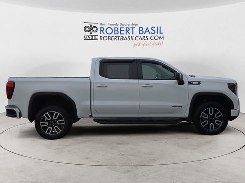 Used 2025 GMC Sierra 1500 AT4 w/ AT4 Premium Package image 6