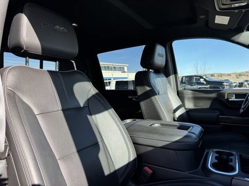 Used 2022 Chevrolet Silverado 3500 High Country w/ Technology Package image 22