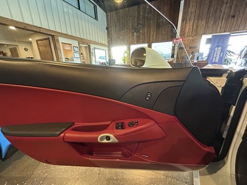 Used 2012 Chevrolet Corvette Grand Sport w/ 2LT Preferred Equipment Group image 3