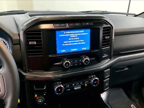 Used 2023 Ford F150 XLT w/ XLT Black Appearance Package AWD/4WD image 7