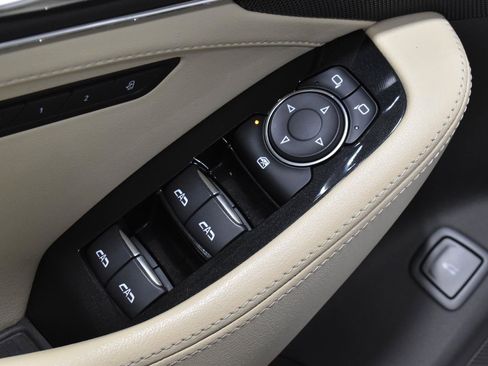 Used 2023 Cadillac CT5 Luxury image 11