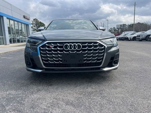 Used 2024 Audi S8 image 3