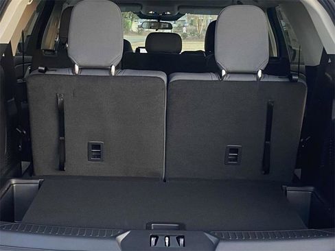 New 2025 Ford Explorer Active image 11