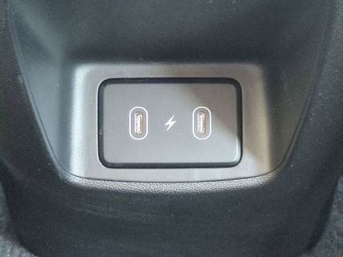 Certified 2024 Hyundai Elantra Limited FWD image 15