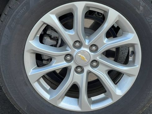 Used 2021 Chevrolet Equinox LT AWD/4WD image 6