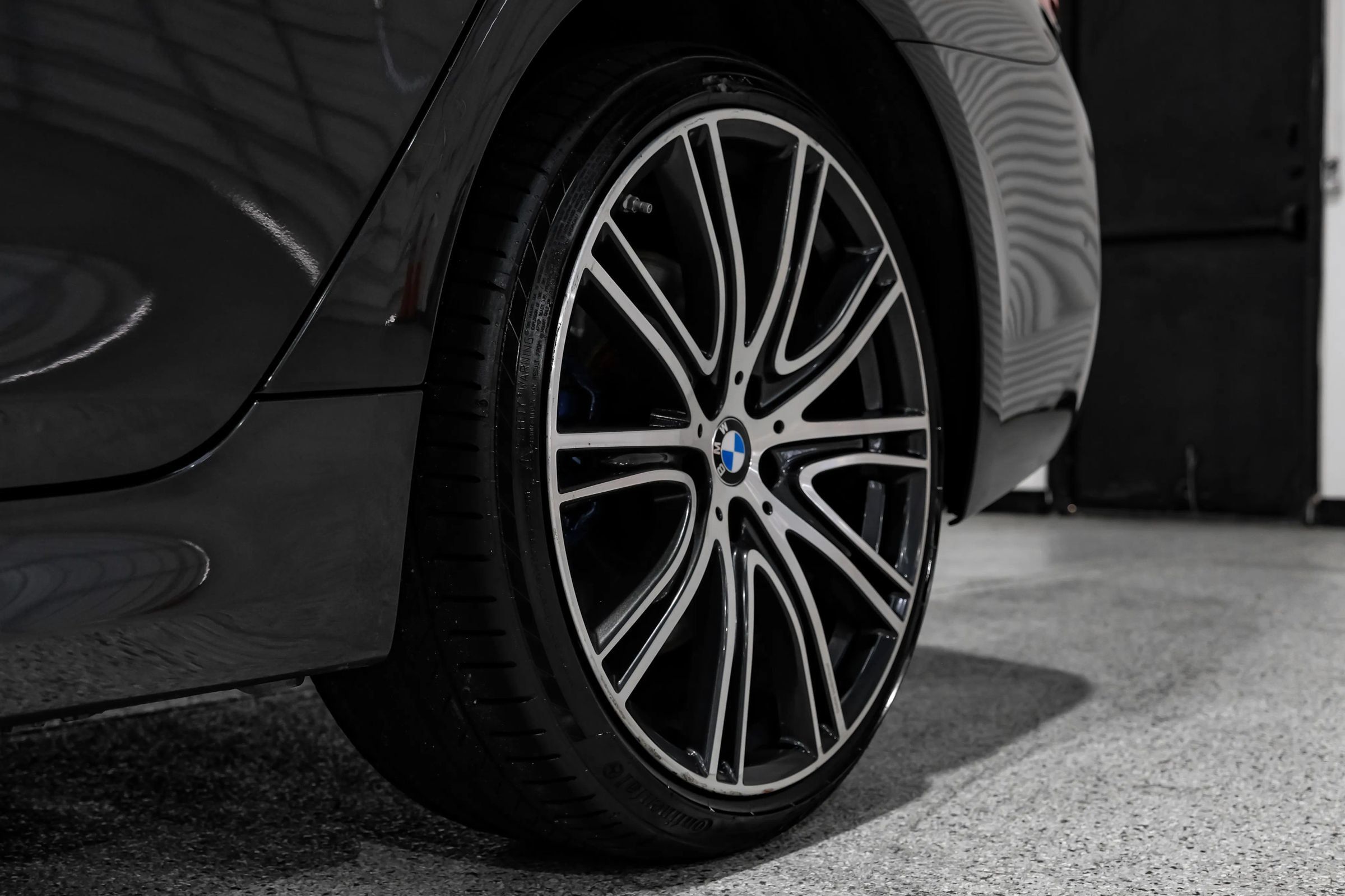Used 2019 BMW 540i w/ M Sport Package RWD image 76
