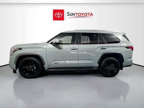 Used 2024 Toyota Sequoia Limited image 7
