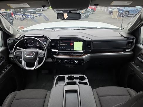 Used 2024 GMC Sierra 3500 SLE AWD/4WD image 24