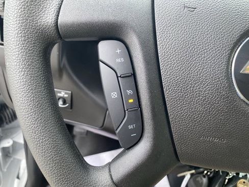 New 2025 Chevrolet Express 3500 w/ Power Convenience Package image 19