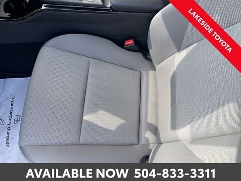 Certified 2025 Toyota Prius LE image 27