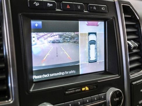 Used 2021 Ford Expedition Platinum image 21