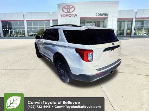 Used 2021 Ford Explorer XLT w/ Equipment Group 202A image 11