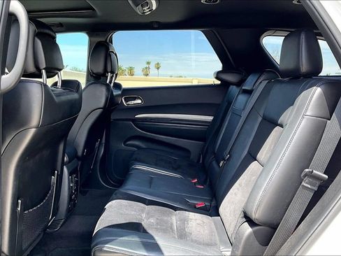 Used 2018 Dodge Durango GT w/ Premium Group RWD image 6