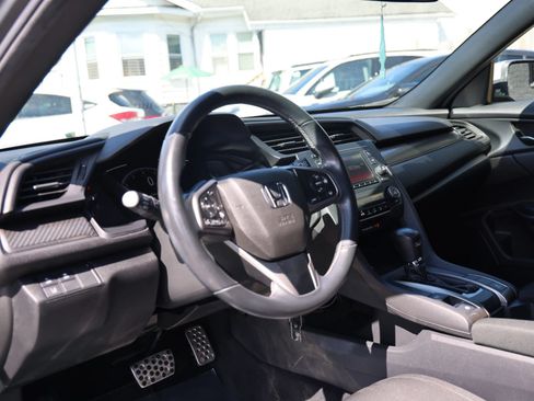 Used 2019 Honda Civic Sport image 14