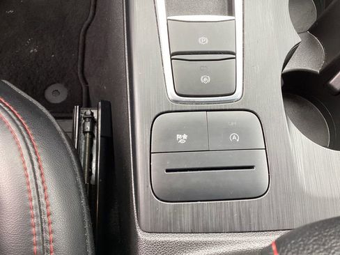 Used 2025 Ford Escape ST-Line image 35