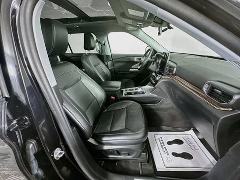 Certified 2023 Ford Explorer Limited w/ Limited Technology Package AWD/4WD image 37