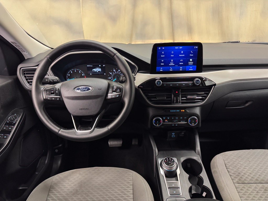 Used 2022 Ford Escape SE w/ Convenience Package FWD image 17
