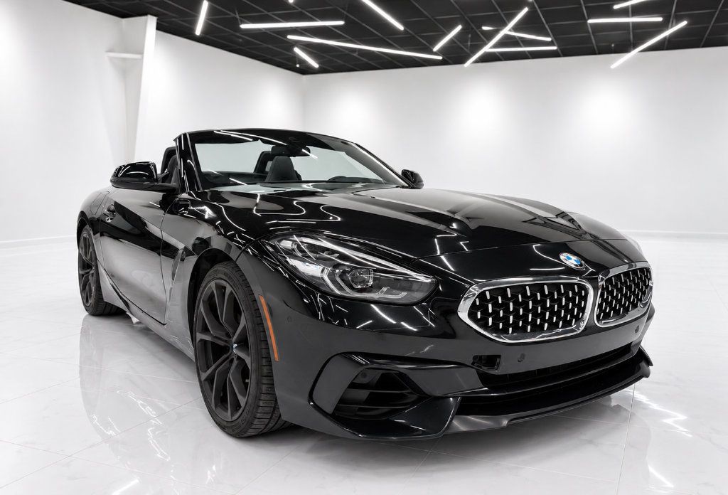 Used 2020 BMW Z4 sDrive30i w/ Convenience Package RWD image 1