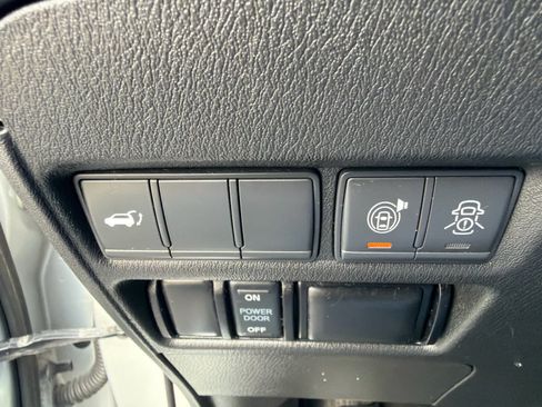 Used 2020 Nissan Armada SL w/ Premium Package AWD/4WD image 18