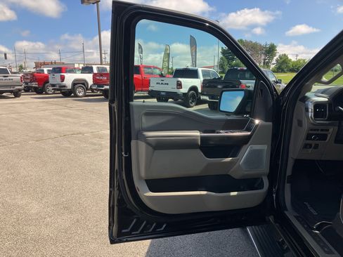 Used 2024 Ford F150 Platinum w/ Equipment Group 703A Plus AWD/4WD image 15