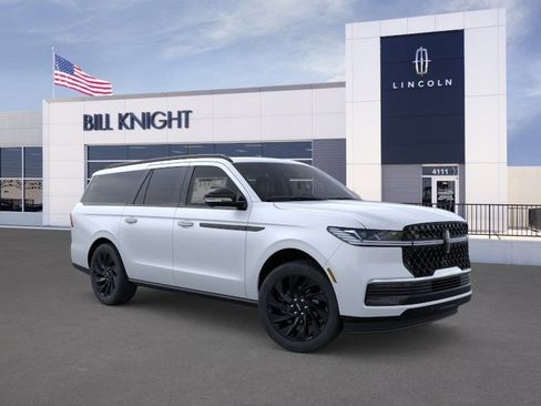 New 2026 Lincoln Navigator L Reserve AWD/4WD image 6