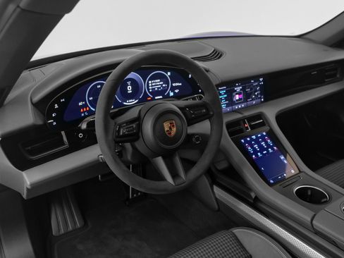 New 2025 Porsche Taycan 4 image 4