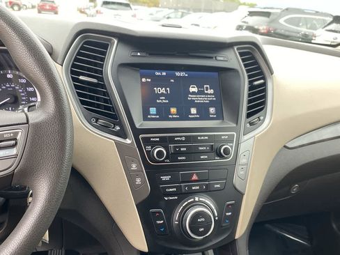 Used 2017 Hyundai Santa Fe Sport image 26