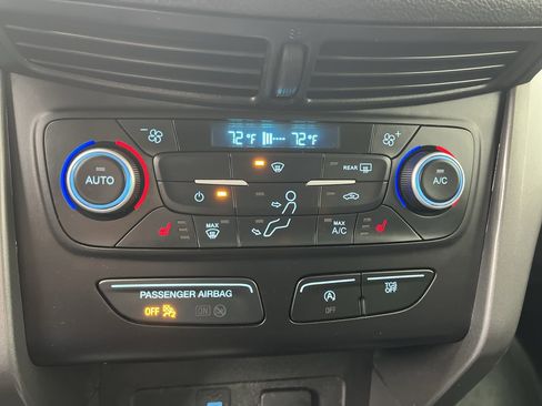 Used 2019 Ford Escape SEL image 20