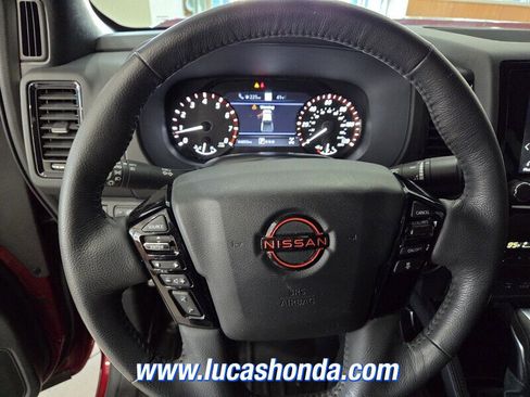 Used 2022 Nissan Frontier PRO-4X w/ Pro-4X Premium Package image 10