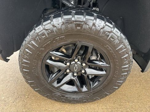 Used 2022 Chevrolet Silverado 1500 LT Trail Boss w/ Safety Package image 7