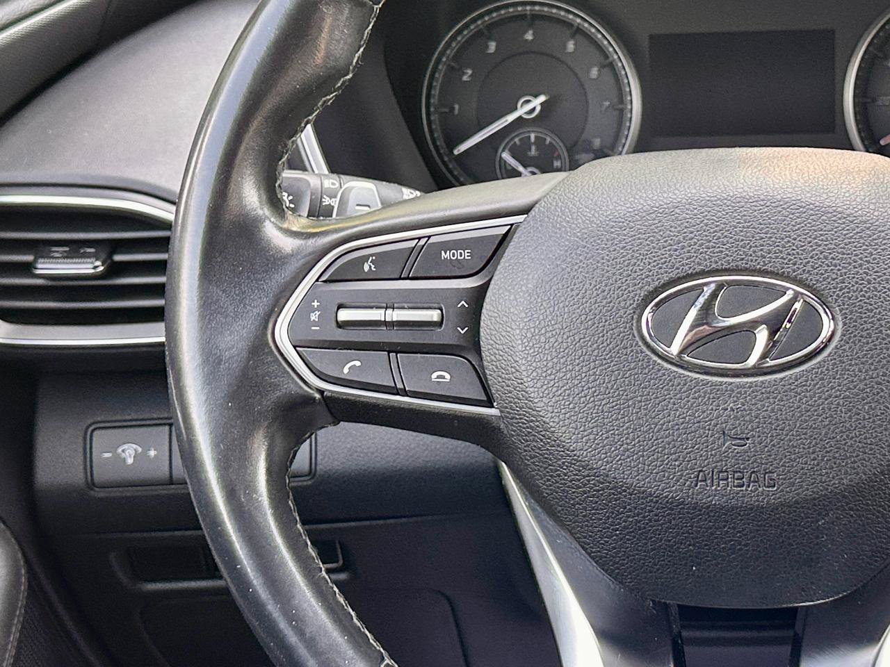 Used 2023 Hyundai Santa Fe SEL FWD image 22