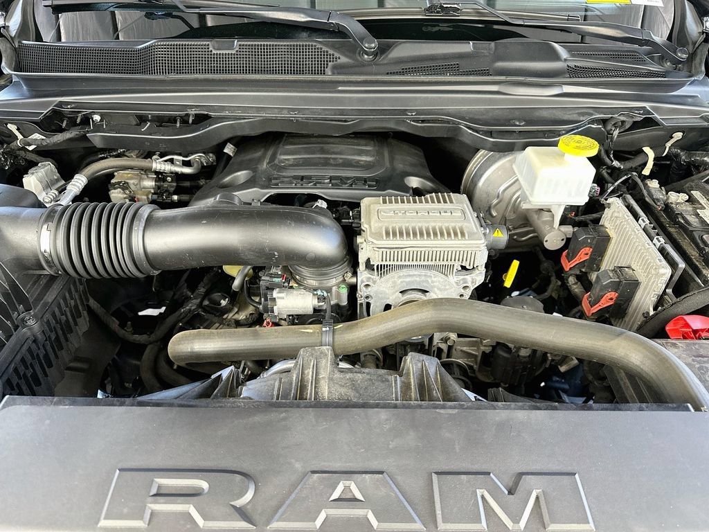 Used 2022 RAM 1500 Big Horn AWD/4WD image 33