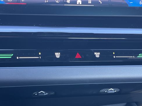 Certified 2025 BMW 530i 530i w/ Premium Package image 6