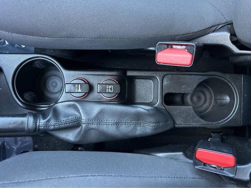 Used 2021 RAM ProMaster City Tradesman SLT image 28