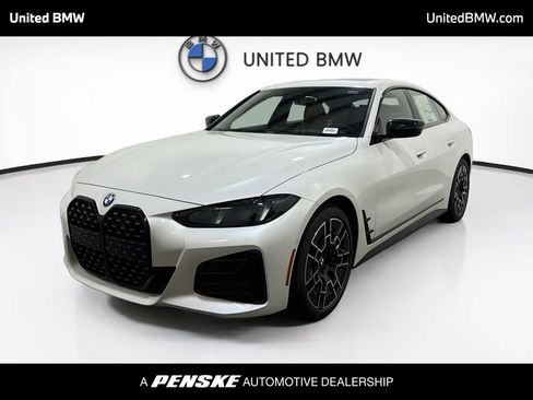 New 2026 BMW 430i w/ M Sport Package RWD image 1