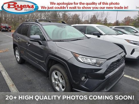 Used 2021 Toyota RAV4 XLE image 1