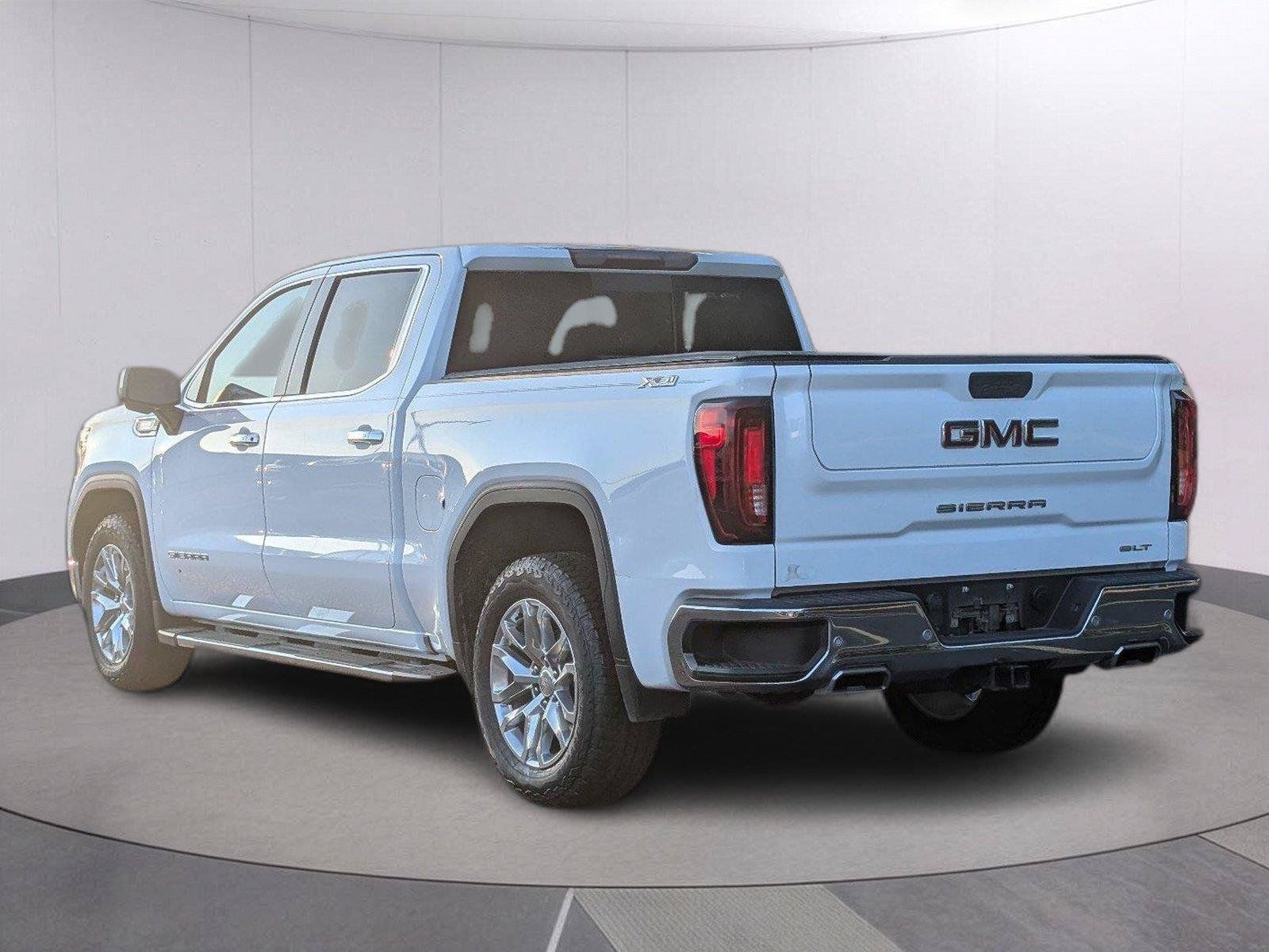 Used 2021 GMC Sierra 1500 SLT w/ SLT Premium Plus Package AWD/4WD image 3