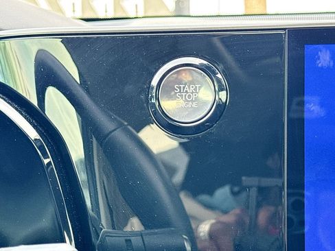 Used 2025 Lexus NX 250 FWD w/ Accessory Package (Z1) image 19