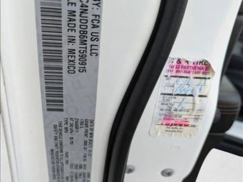 Used 2021 Jeep Compass Trailhawk image 26