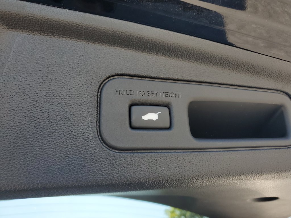 Certified 2026 Acura MDX w/ Technology Package FWD image 10