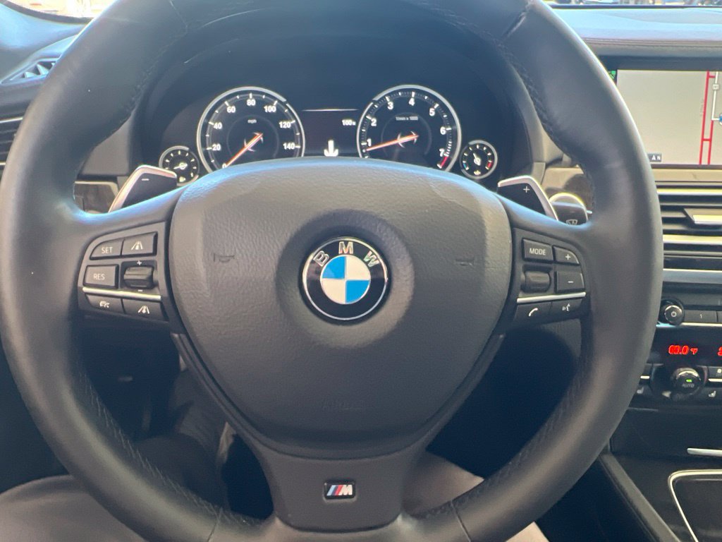 Used 2015 BMW 750Li xDrive AWD/4WD image 56