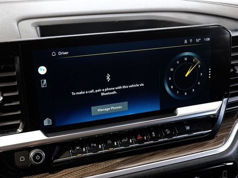 Used 2022 Chevrolet Silverado 1500 LT w/ Z71 Off-Road Package image 30