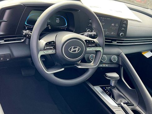 New 2026 Hyundai Elantra SE w/ Cargo Package image 6
